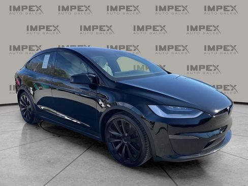 Used 2023 Tesla Model X image 7