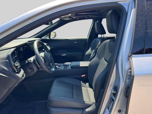 Used 2023 Lexus RX 350 Premium w/ Accessory Package (Z1) AWD/4WD image 11