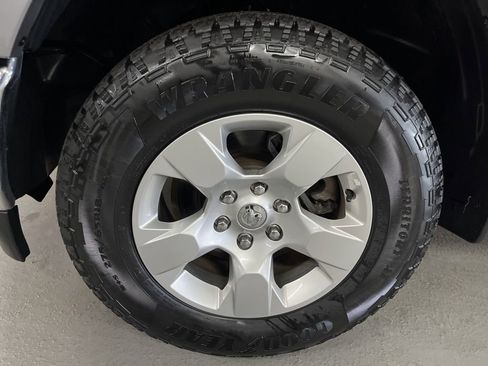 Used 2022 RAM 1500 Big Horn image 5