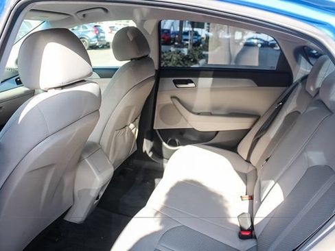 Used 2019 Hyundai Sonata SE FWD image 23
