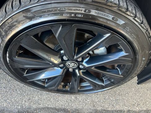 Used 2020 Toyota Corolla SE FWD image 36