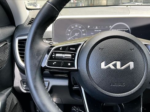 Used 2024 Kia Seltos S FWD image 23