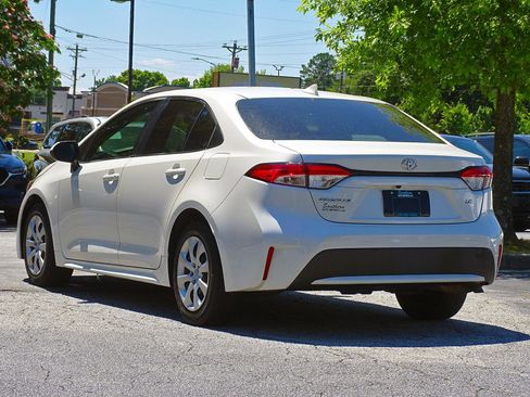 Used 2021 Toyota Corolla LE FWD image 13