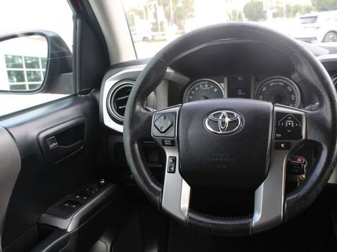 Used 2016 Toyota Tacoma SR5 w/ SR5 Appearance Package (SN) RWD image 48
