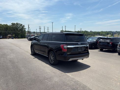 Used 2020 Ford Expedition Max Limited RWD image 2