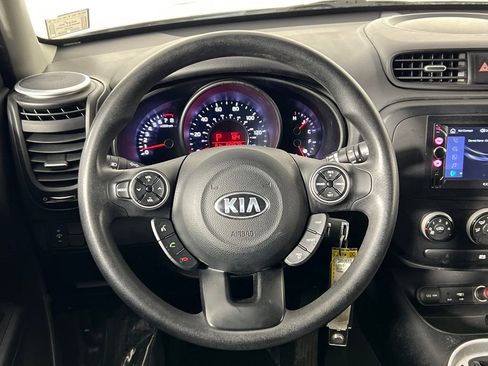 Used 2016 Kia Soul image 7