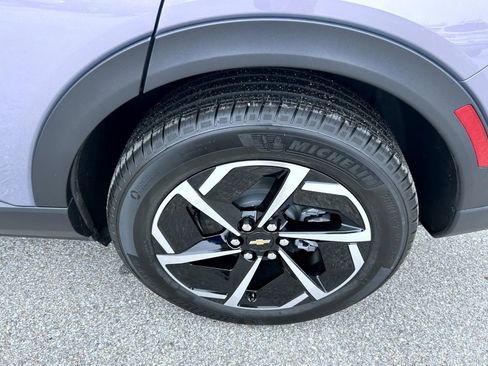 New 2026 Chevrolet Equinox EV LT image 22