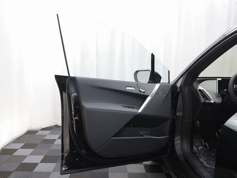 New 2026 BMW iX xDrive60 w/ M Sport Package image 4