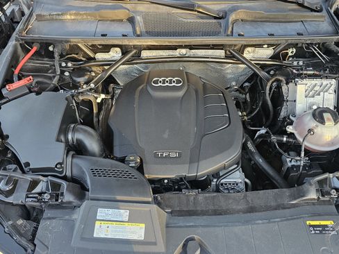 Used 2019 Audi Q5 2.0T Premium w/ Convenience Package image 17