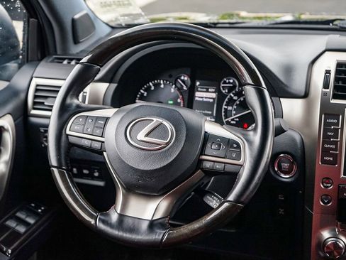 Used 2021 Lexus GX 460 Premium image 16