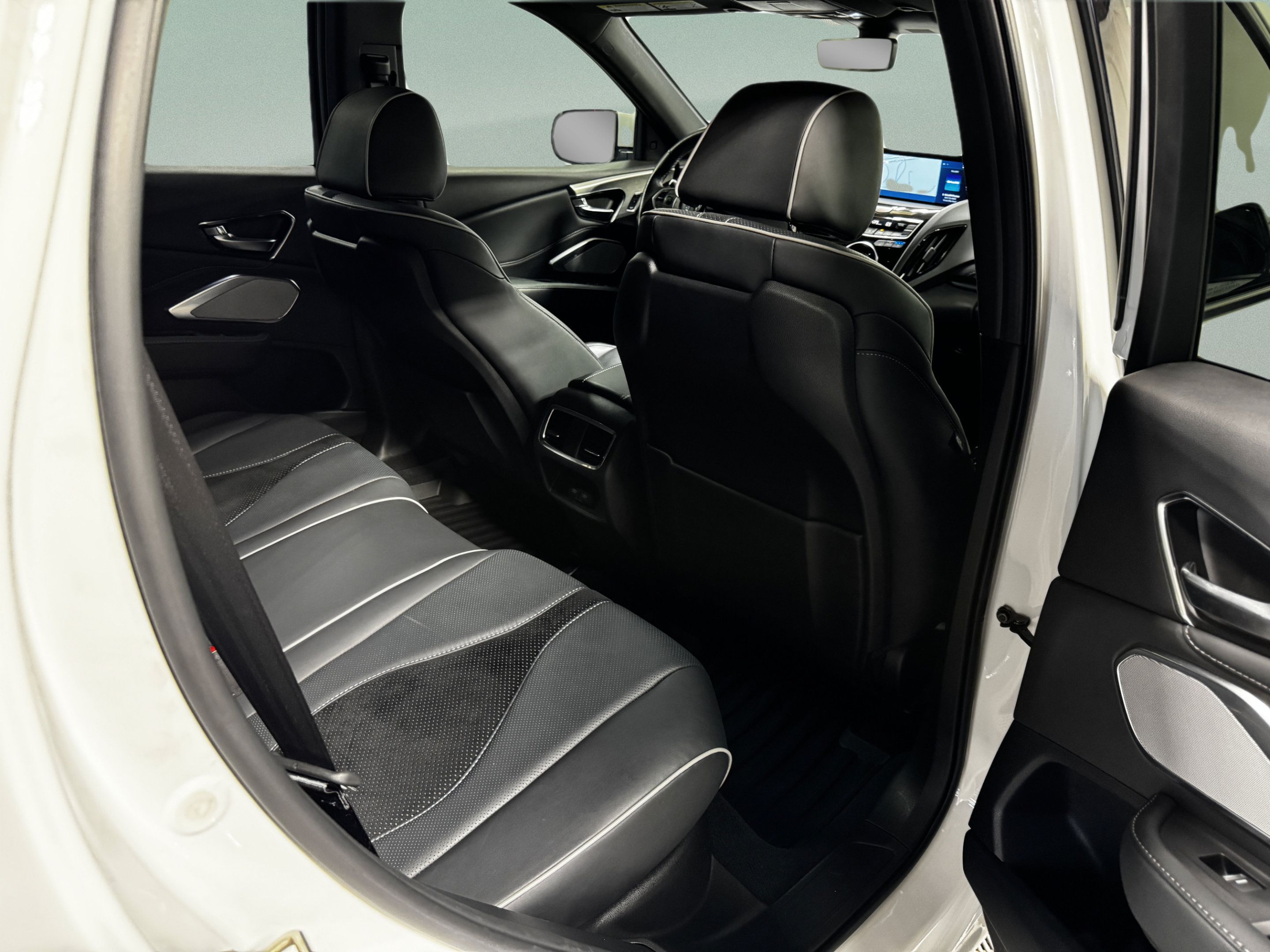 Used 2020 Acura RDX w/ Advance Package FWD image 12