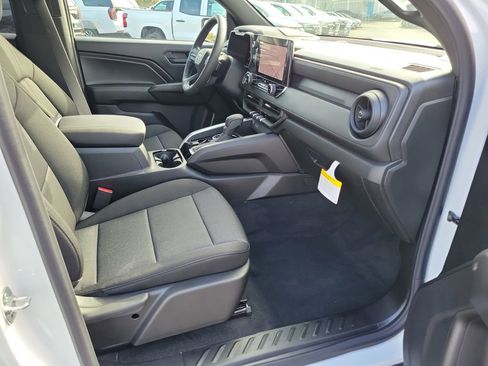 New 2026 Chevrolet Colorado W/T image 14