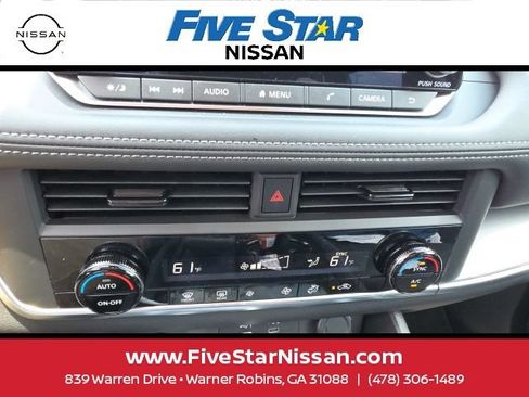 Used 2026 Nissan Rogue SV FWD image 15