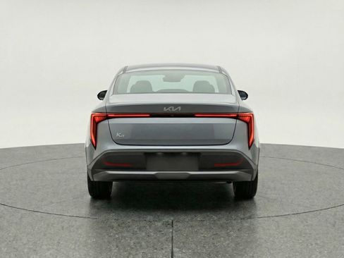 Used 2025 Kia K4 LXS image 6