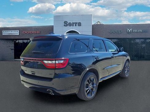 Used 2023 Dodge Durango GT w/ Blacktop Package AWD/4WD image 6