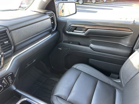 Used 2024 Chevrolet Silverado 1500 RST w/ Convenience Package II image 24