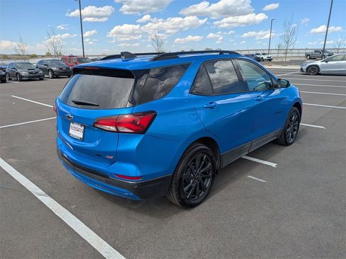 Used 2024 Chevrolet Equinox RS image 3