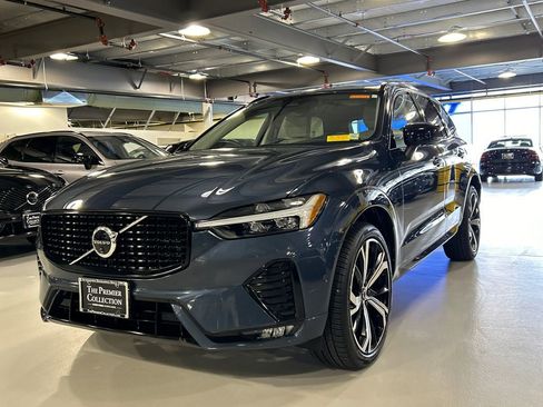 Certified 2025 Volvo XC60 B5 Ultra AWD/4WD image 5