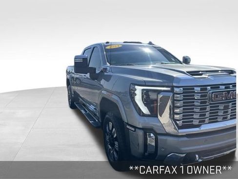 Used 2024 GMC Sierra 2500 Denali w/ Denali Reserve Package AWD/4WD image 2