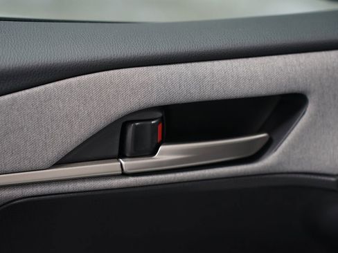 New 2026 Toyota Camry LE FWD image 32