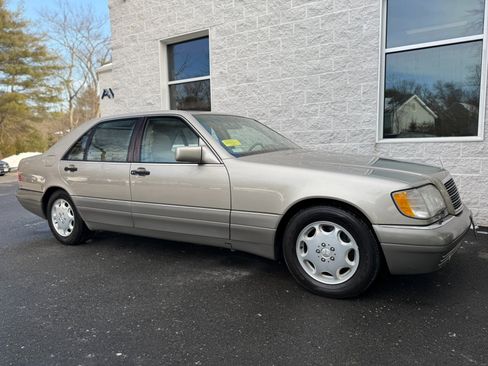 Used 1995 Mercedes-Benz S 500 Sedan image 38