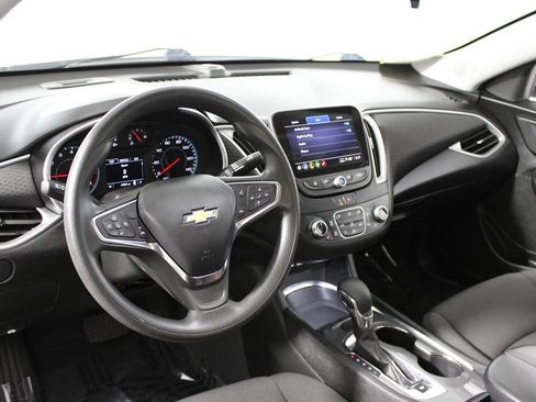 Used 2023 Chevrolet Malibu LT FWD image 7