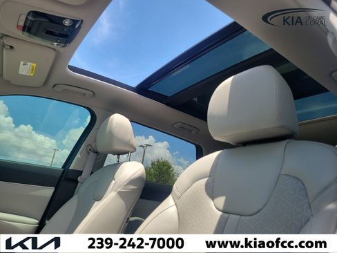 Certified 2023 Kia Sorento S w/ Panoramic Sunroof Package FWD image 28