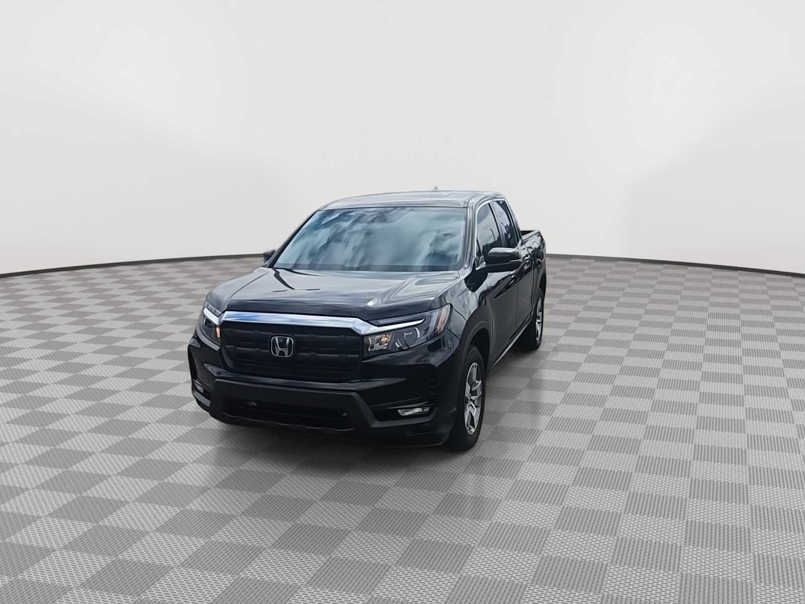 Certified 2024 Honda Ridgeline RTL image 3