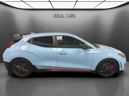 Used 2020 Hyundai Veloster N w/ Performance Package FWD image 4