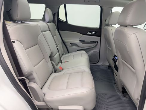 Used 2019 GMC Acadia SLT image 29