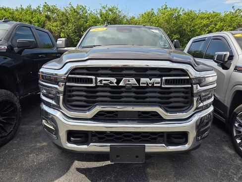 Certified 2025 RAM 2500 Big Horn AWD/4WD image 2