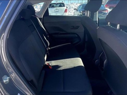 Certified 2025 Hyundai Kona SE image 25