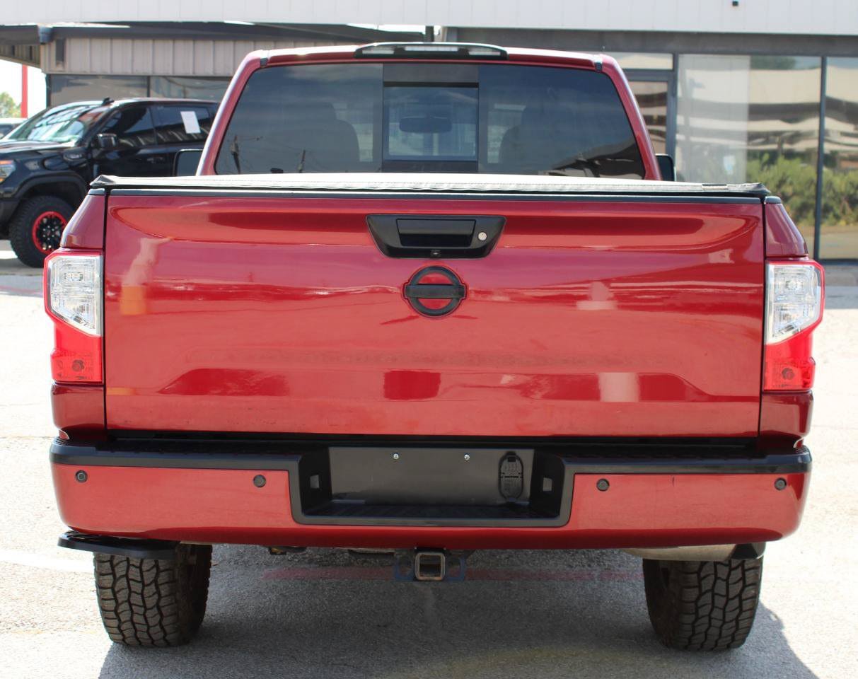 Used 2019 Nissan Titan PRO-4X w/ Pro-4x Convenience Package AWD/4WD image 5