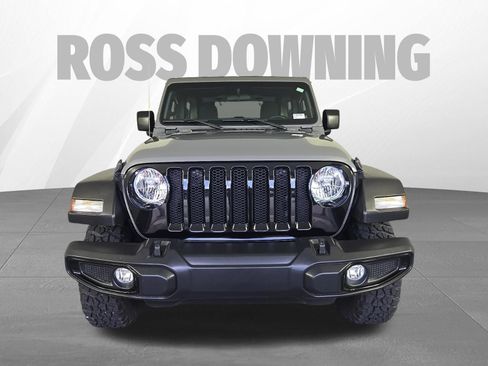 Used 2022 Jeep Wrangler Sport AWD/4WD image 2