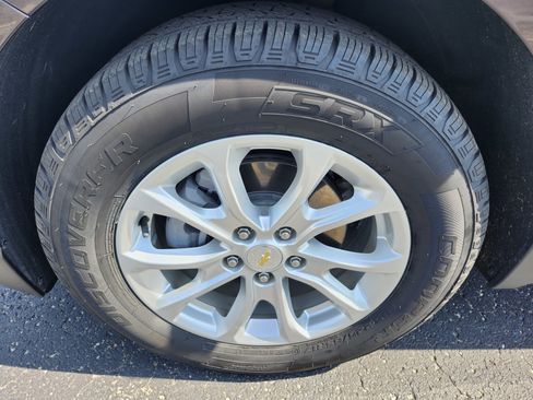 Used 2020 Chevrolet Equinox LT image 30