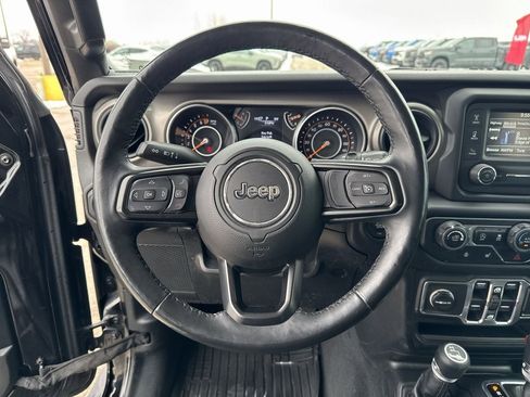 Used 2018 Jeep Wrangler Unlimited Sport S image 9