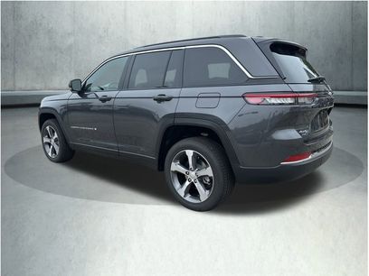 New 2025 Jeep Grand Cherokee Limited w/ Luxury Tech Group II