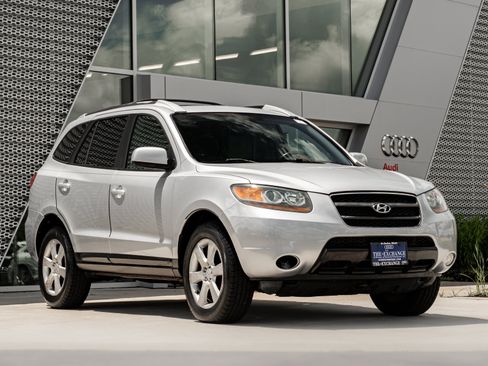 Used 2007 Hyundai Santa Fe SE FWD image 1