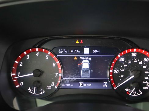 Used 2022 Nissan Frontier PRO-4X w/ Technology Package image 15