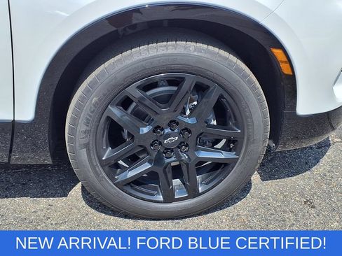 Used 2024 Chevrolet Blazer RS w/ Enhanced Convenience Package FWD image 30