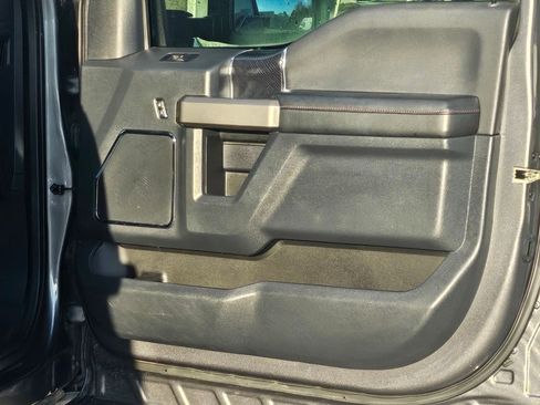 Used 2022 Ford F250 Platinum image 40