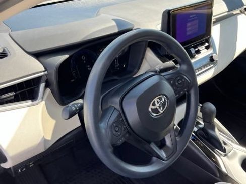 Used 2026 Toyota Corolla LE FWD image 13