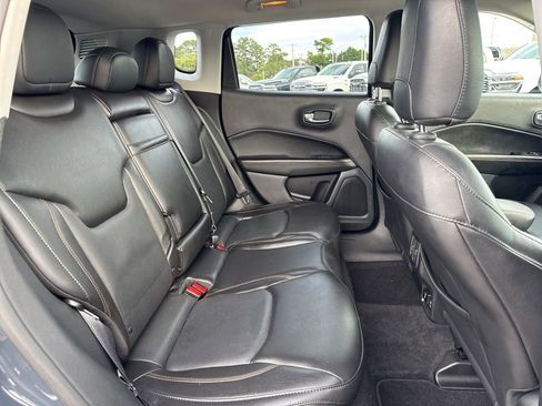 Used 2018 Jeep Compass Limited w/ Navigation Group image 16