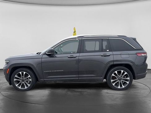 Used 2023 Jeep Grand Cherokee Overland AWD/4WD image 8