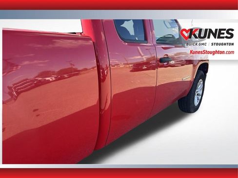 Used 2009 GMC Sierra 1500 SLE w/ Power Pack Plus AWD/4WD image 25