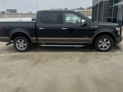 Used 2015 Ford F150 Lariat image 5