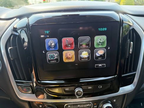 Used 2019 Chevrolet Traverse Premier AWD/4WD image 17