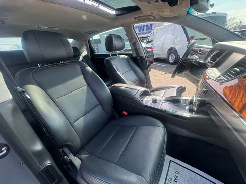 Used 2014 Hyundai Equus Signature RWD image 23