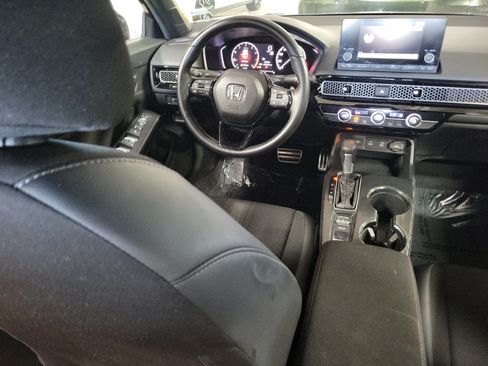 Used 2025 Honda Civic Sport image 13