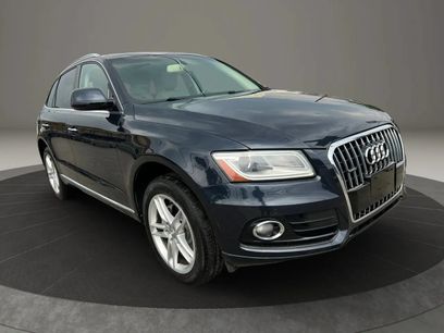 Used 2017 Audi Q5 2.0T Premium Plus w/ Technology Package